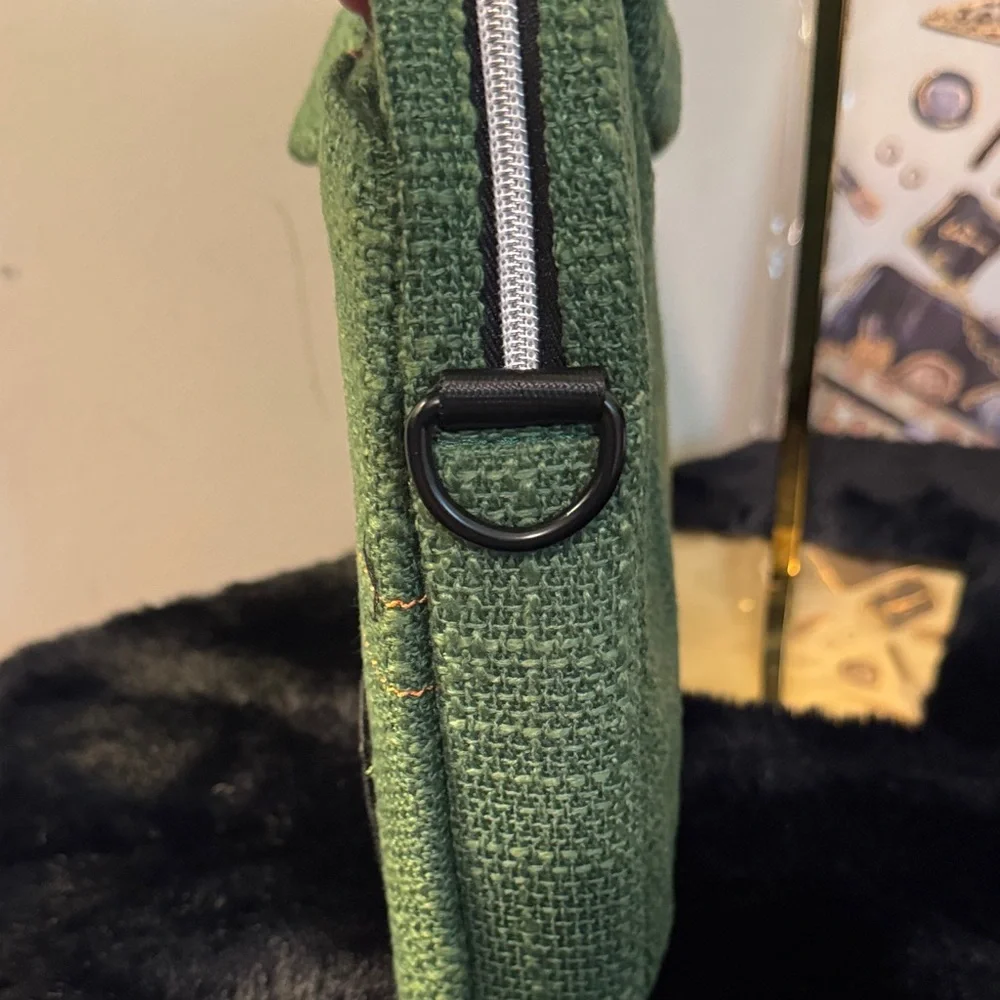 Unisex SIDE HUSTLER 15’ laptop bag